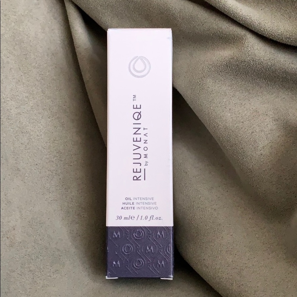 REJUVENIQUE by Monat